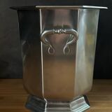 Ice bucket