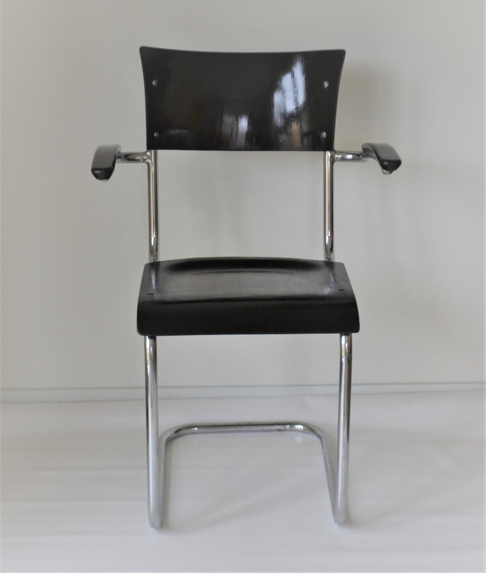 1940s Mart Stam B43 chair produced by De Cirkel Amsterdam