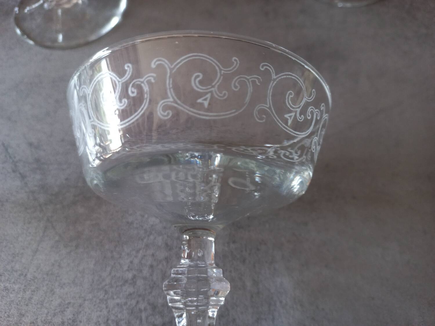 Lot 9 art deco Champagne glasses