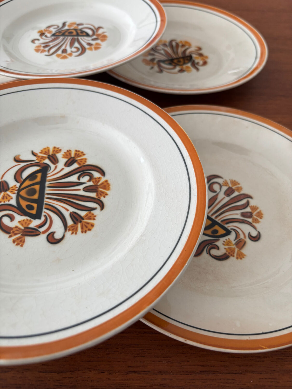 Set of 6 dessert plates Creil and Montereau model Œillet – Vaisse