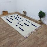 Handmade Moroccan rug 250cm x 150cm