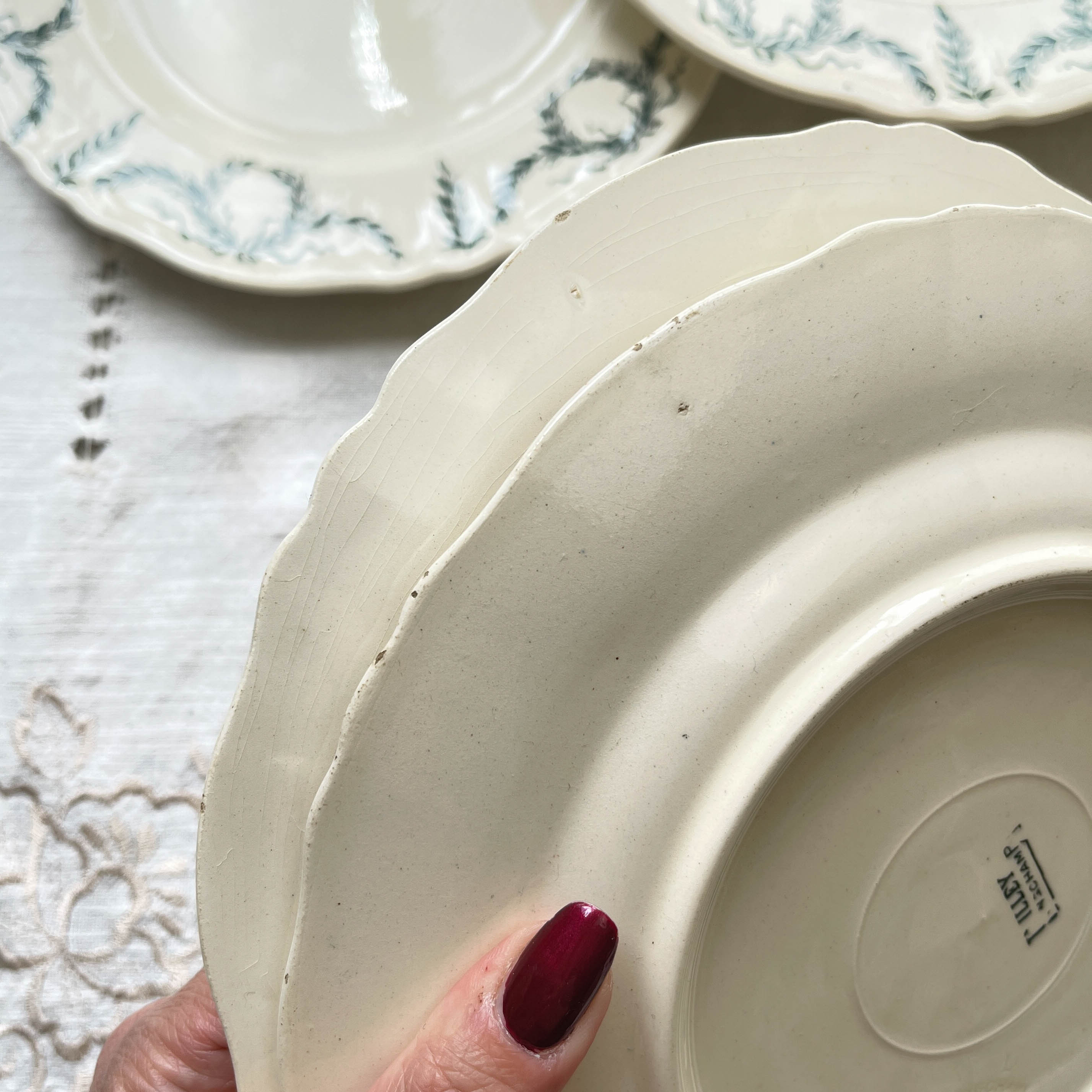 7 plates Terre de fer Longchamp model Villey