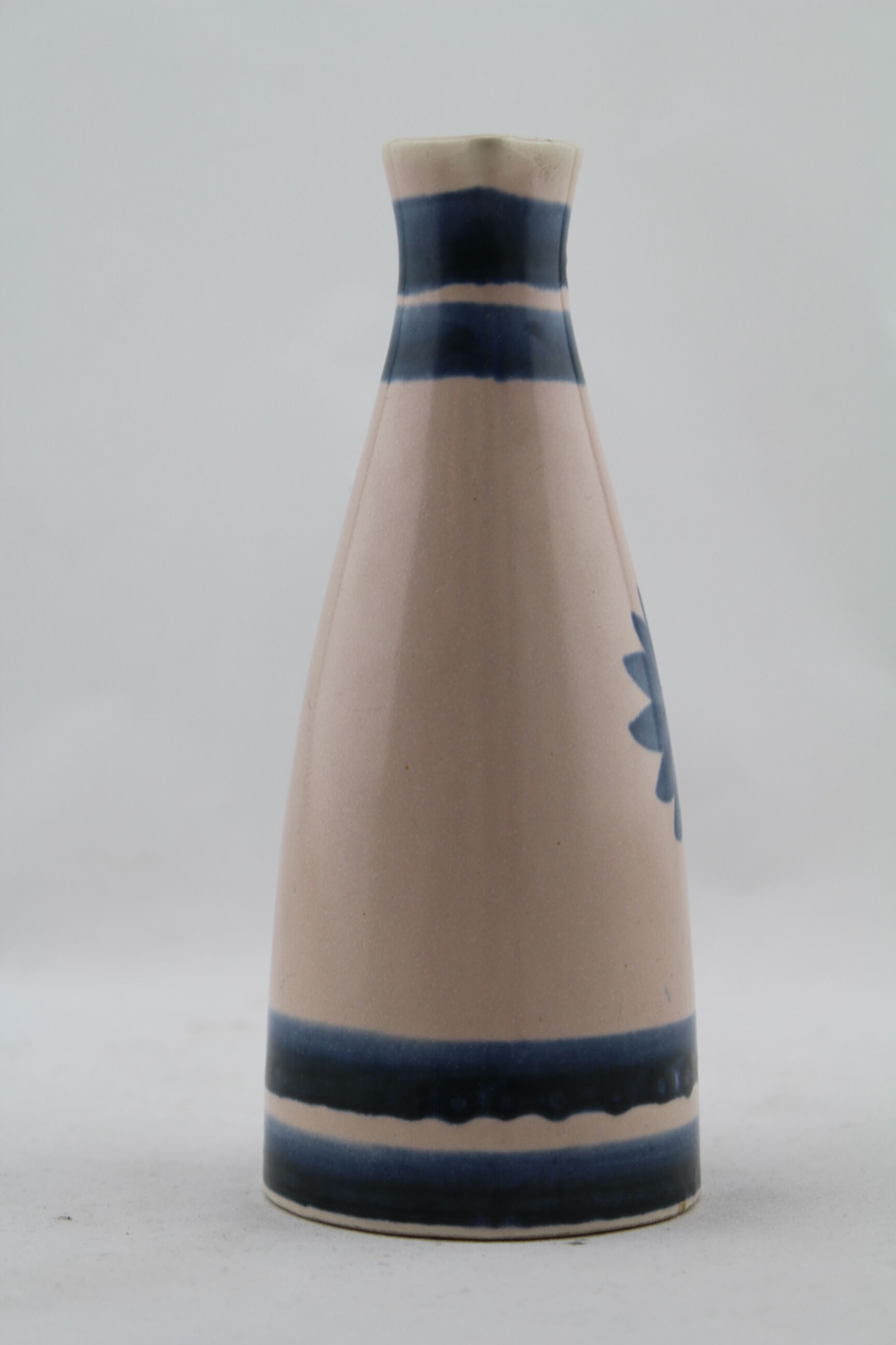 Pitcher ceramic white with blue flower, doilies