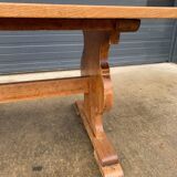Farm table