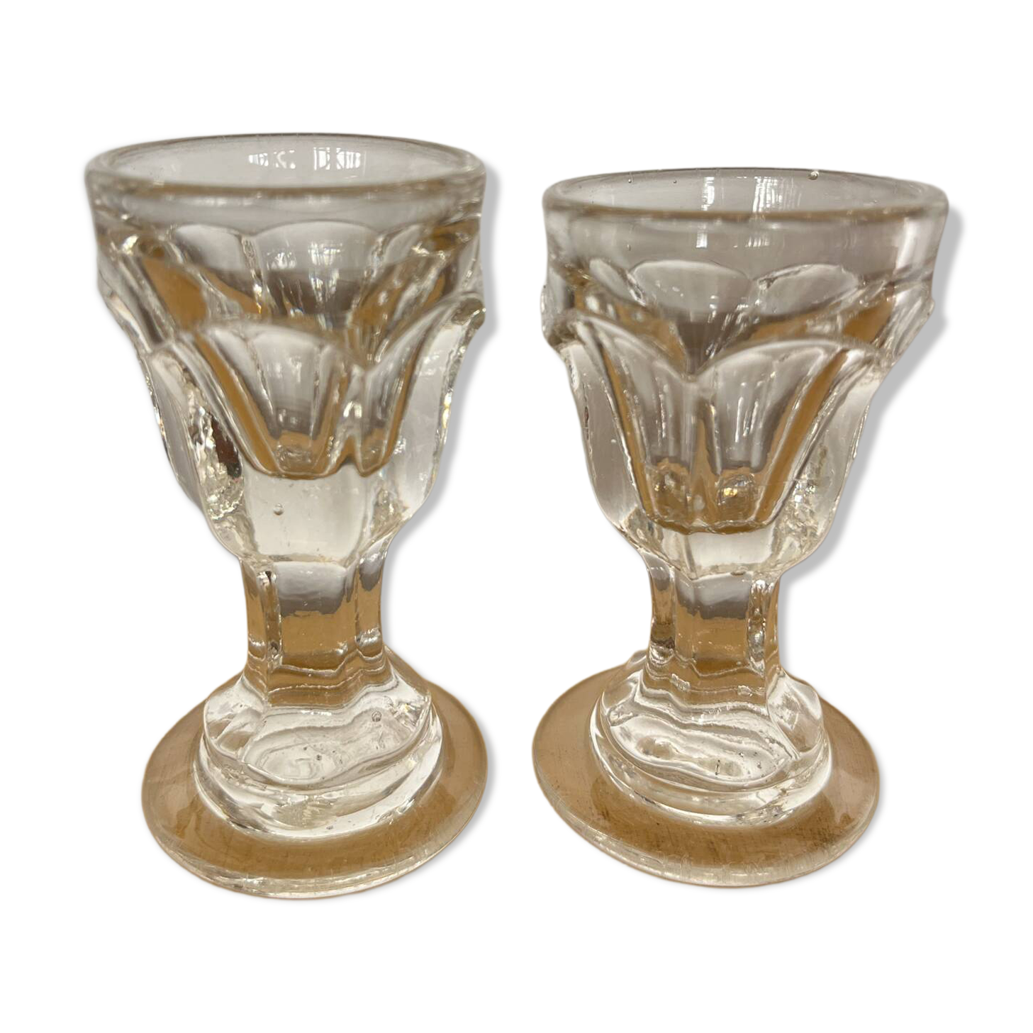 Pair of liqueur glasses 1900 known as "trompe couillon"