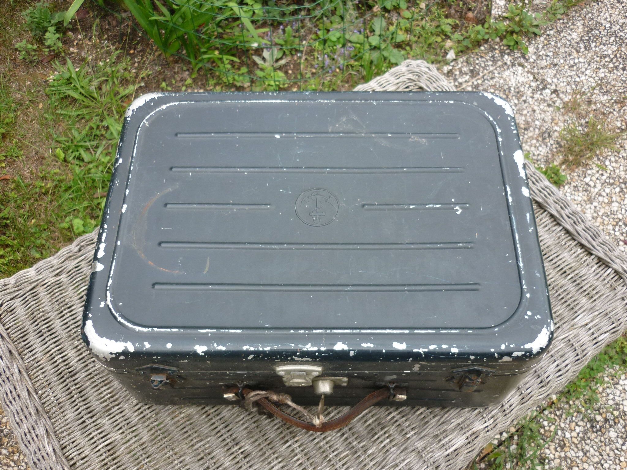 Iron trunk case marine anchor