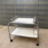 Serving table