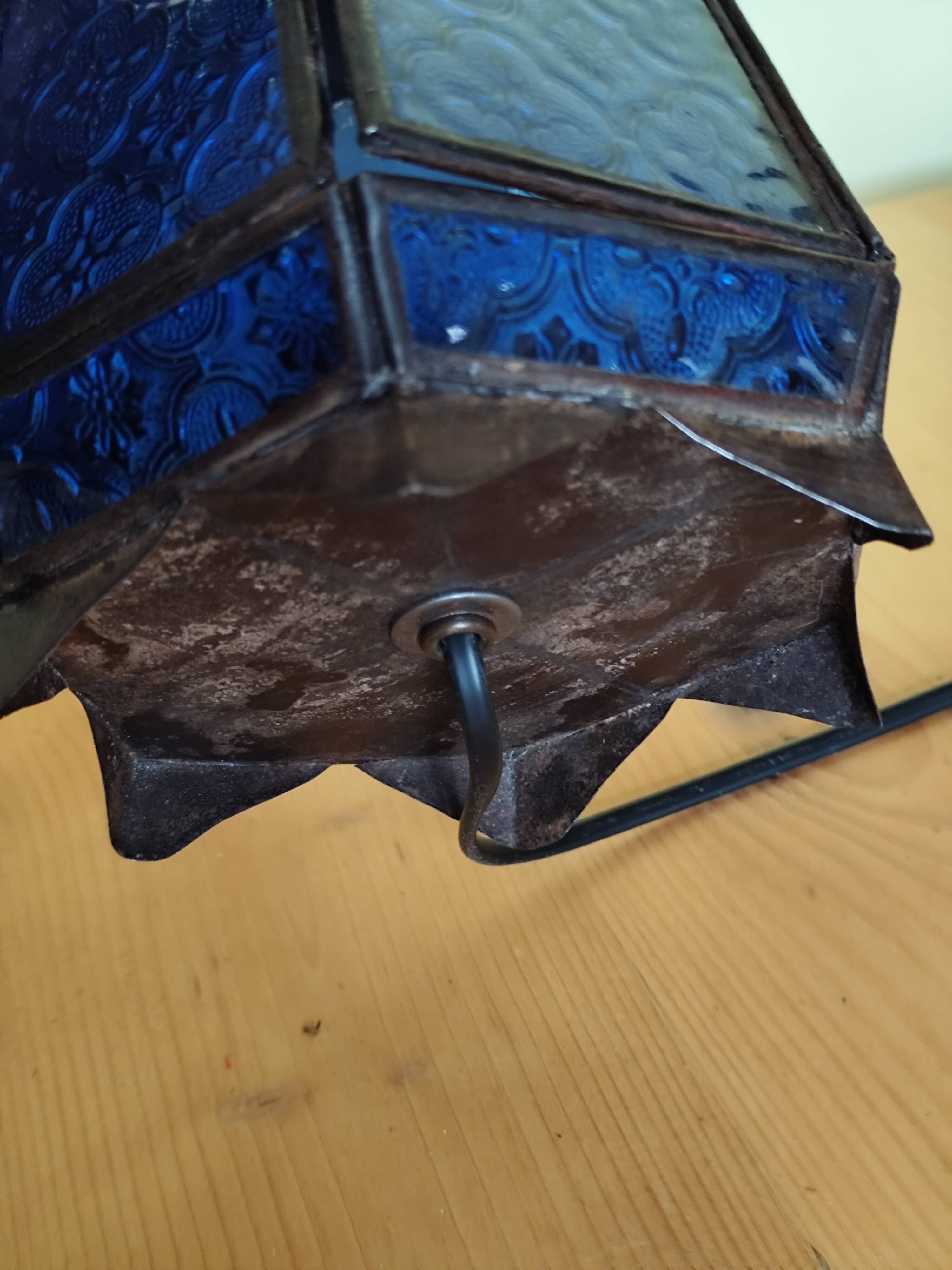 Blue hexagonal Moroccan lantern table lamp