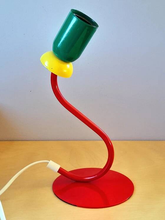 Lampe Esto , design Memphis 1980.