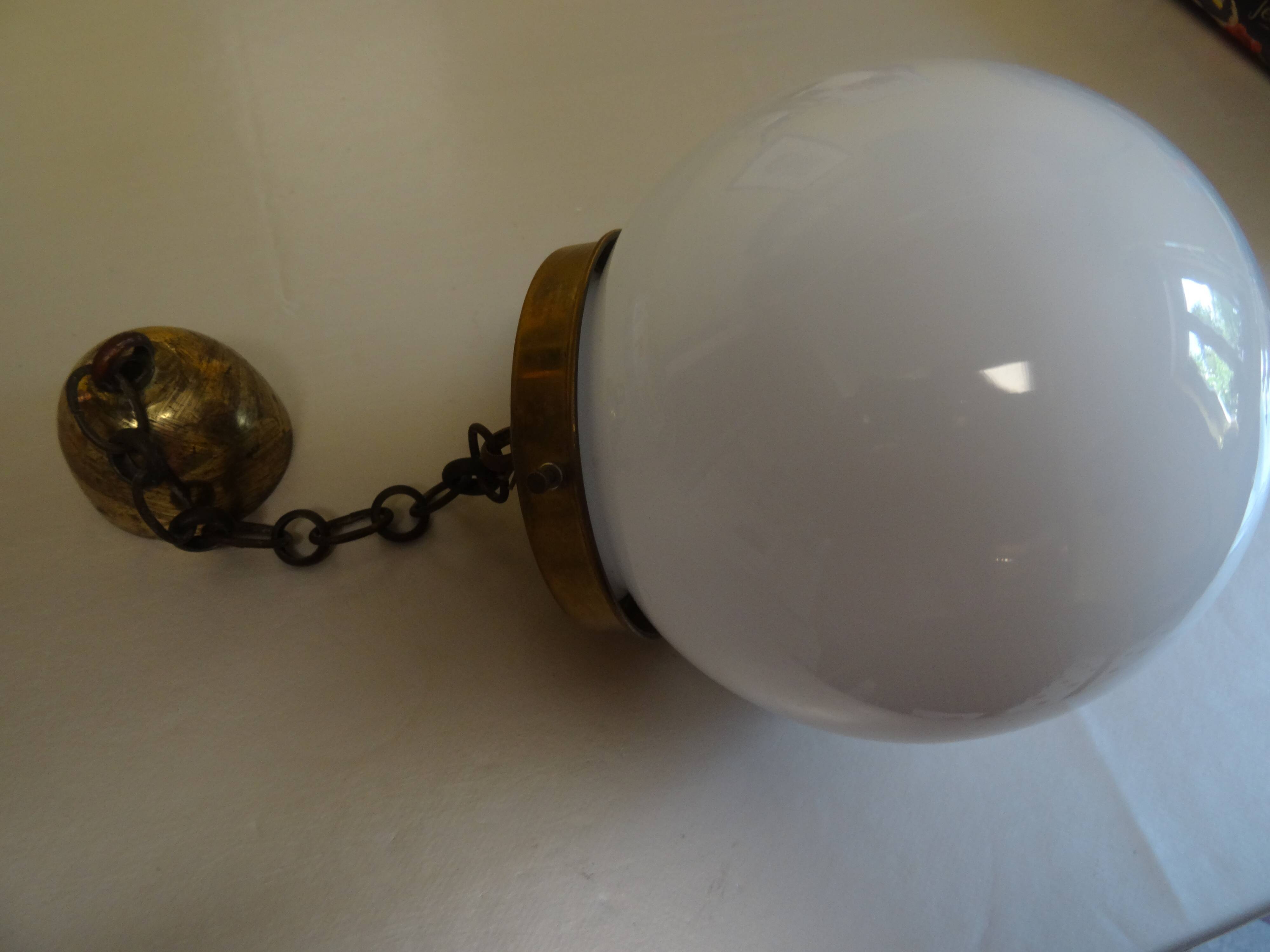 Lamp globe suspension of the 40s