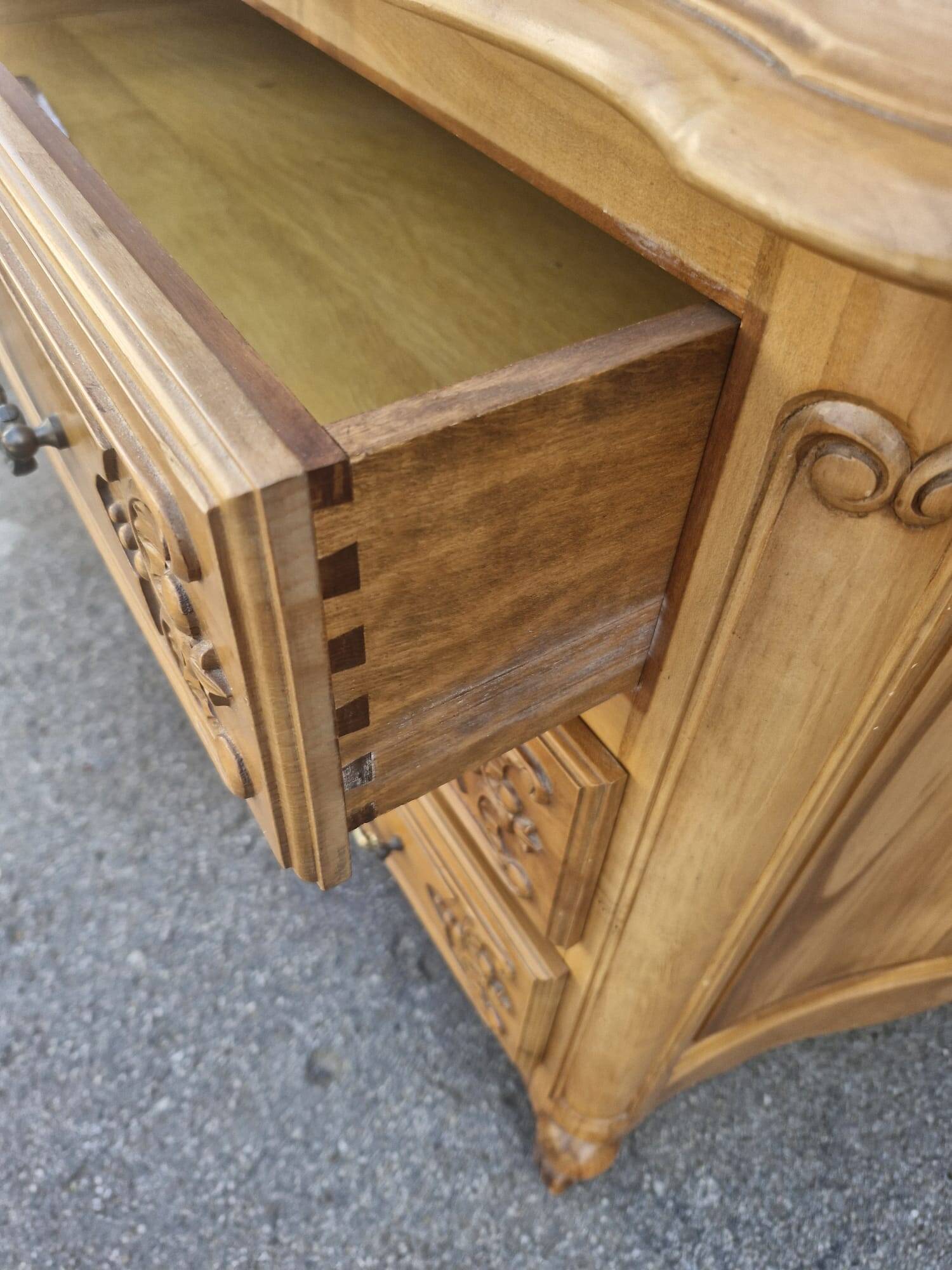 Commode