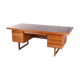 Bureau en bois avec des tiroirs