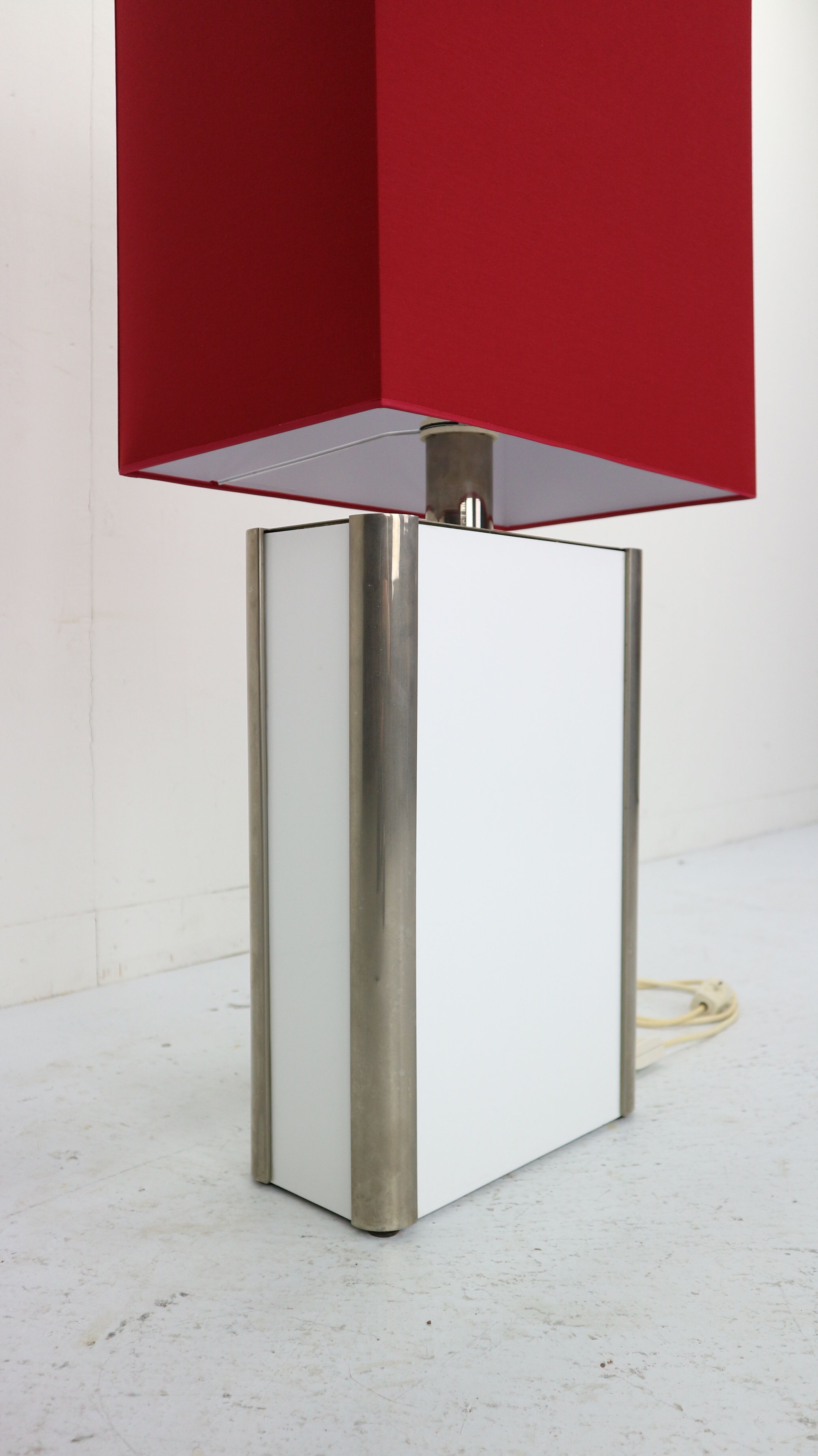 Mid-Century Modern Italian Design Floor Lamp, 1970s