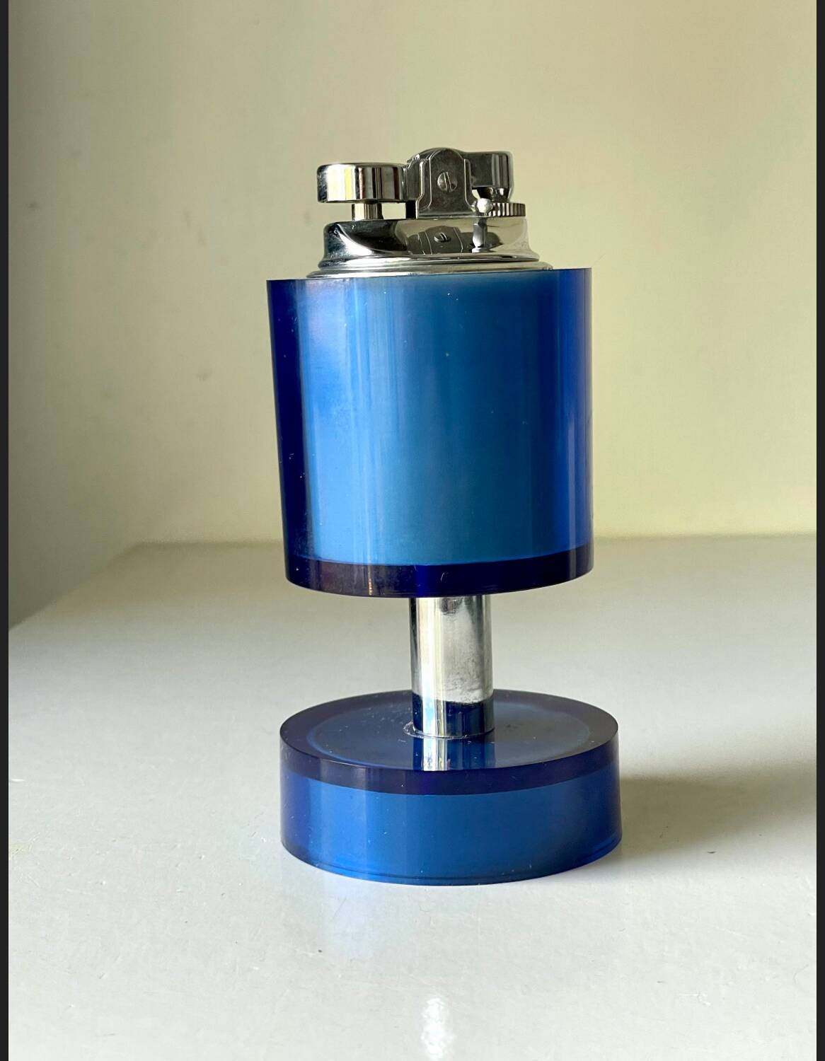 Vintage SAROME Japan Table lighter in Blue Plastic