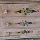 Commode de poupée