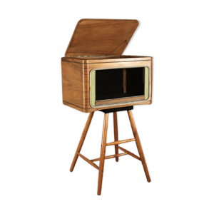Meuble en bois sur pieds - retro