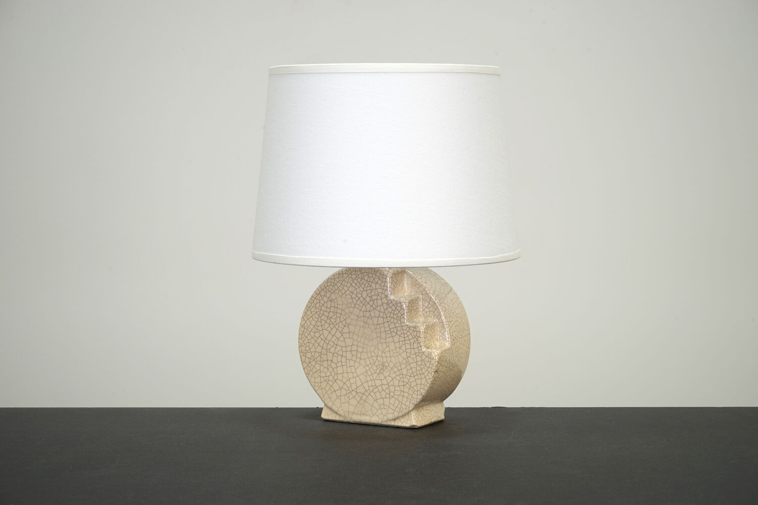 Lampe Art déco à gradins en céramique craquélée vers 1930