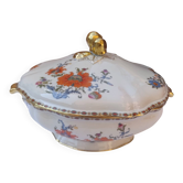 Soup tureen