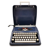 Typewriter Olivetti Lettera 82 Blue revised ribbon new