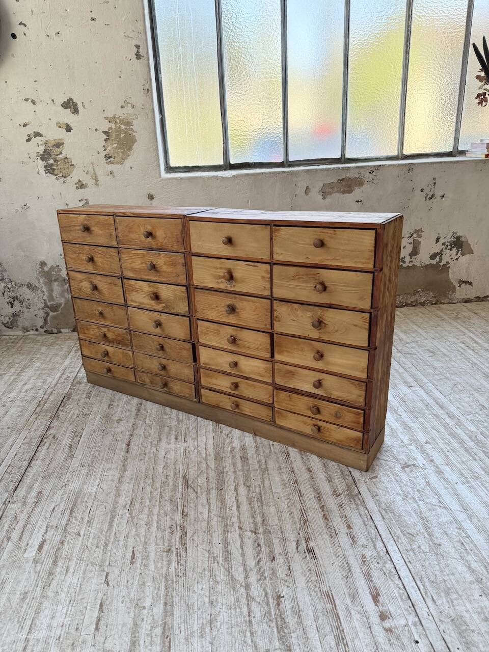 Trade furniture