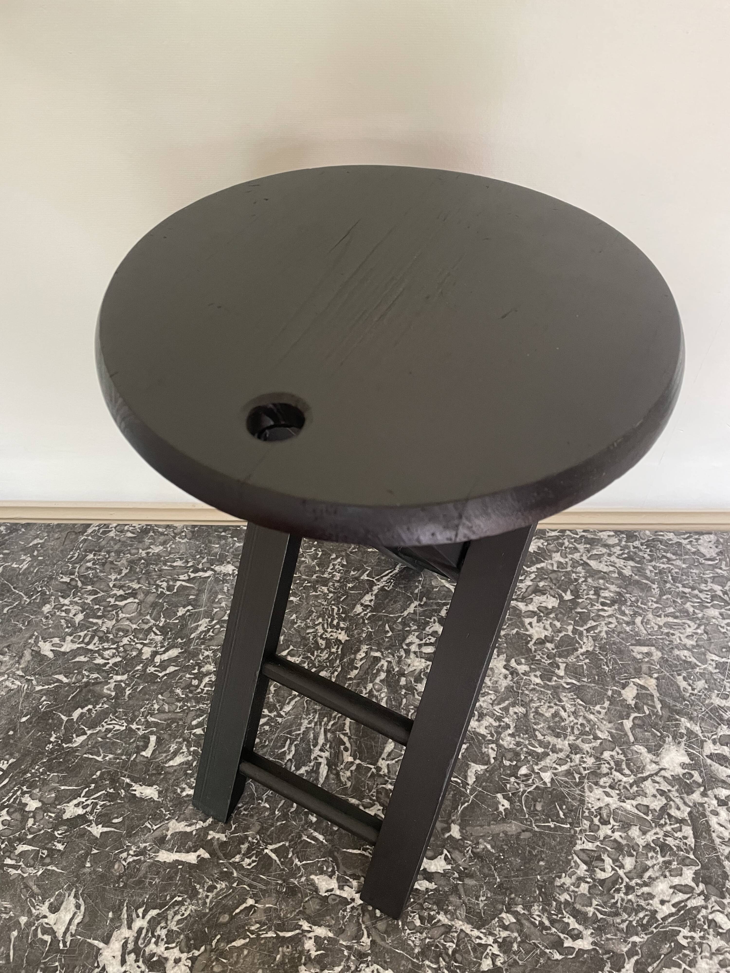 Tabouret pliable