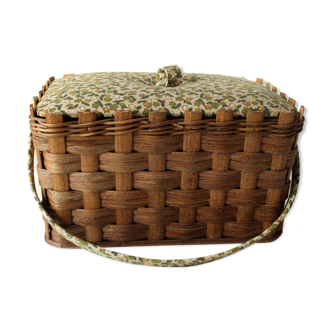 Small sewing basket, made of rattan, wood and fabric with some sewing items, vintage from the 1970s