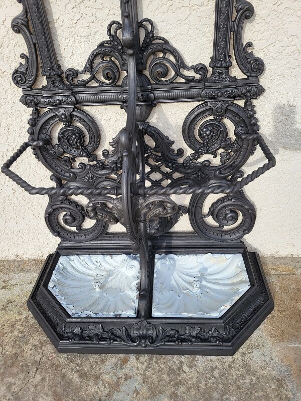 Cast iron coat rack n26 corneau Alfred in Charleville