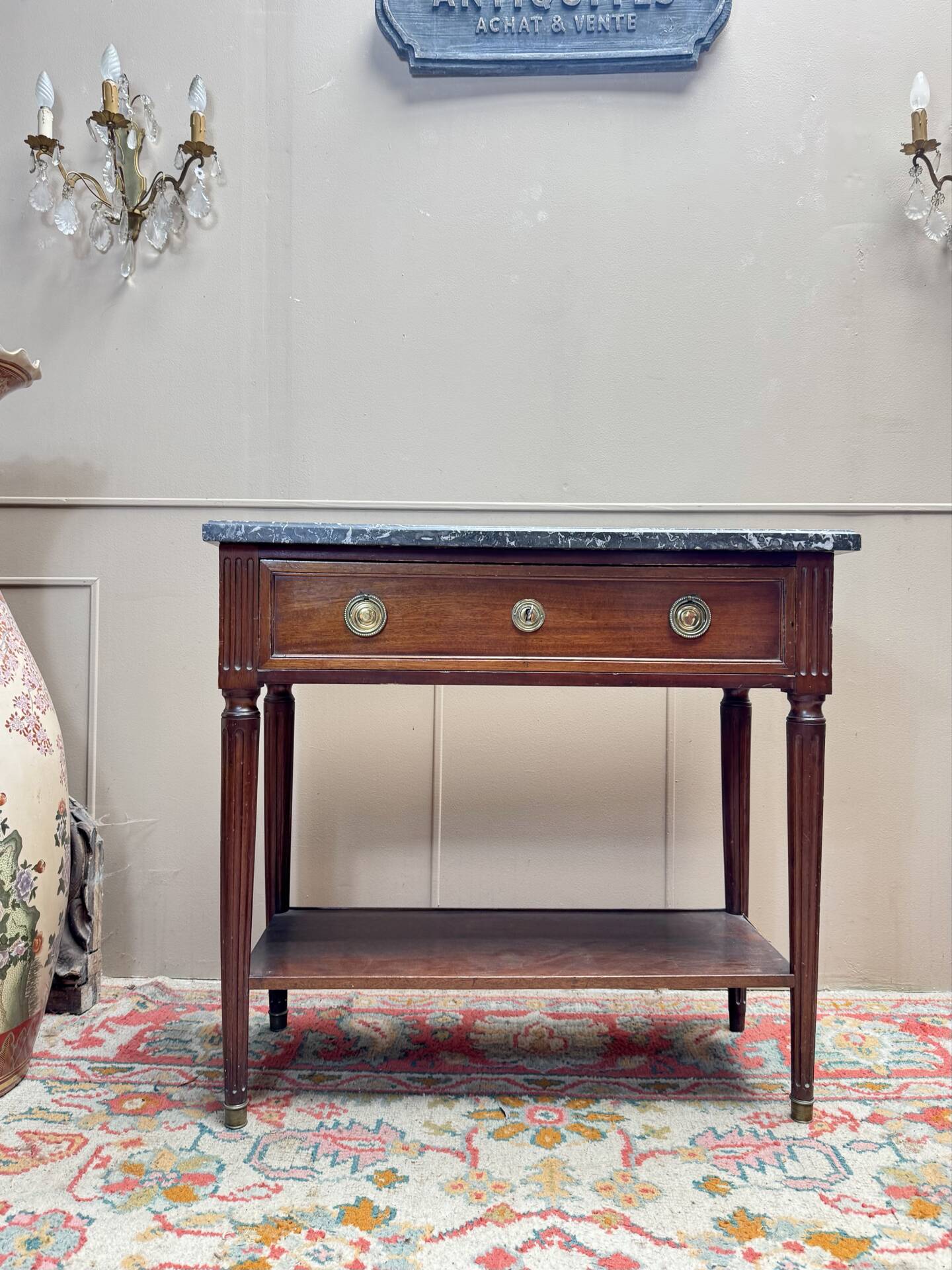 Console en acajou de style louis xvi xix eme siècle