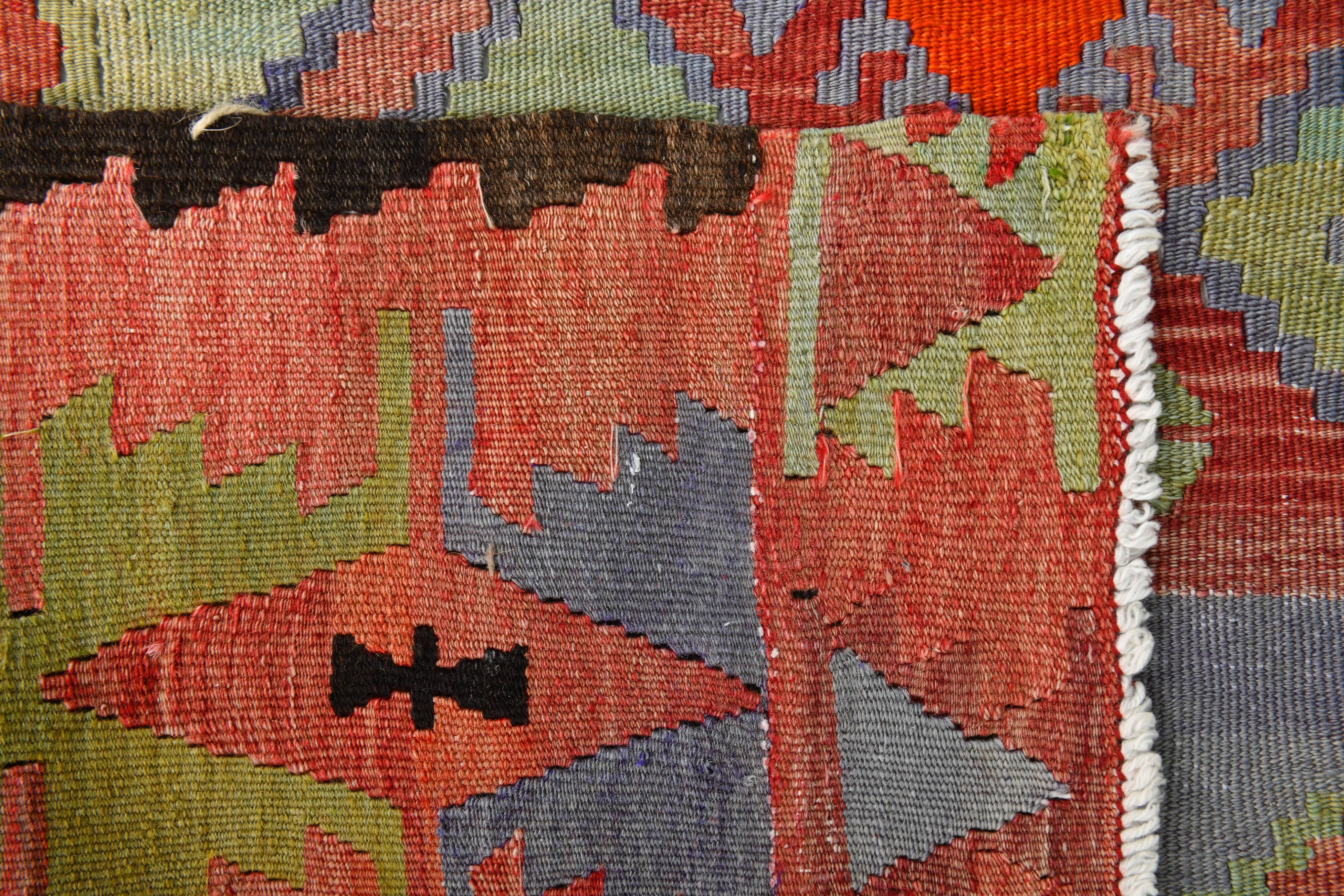 4x6 Red & Green Geometric Persian Kilim Rug, 132x194Cm