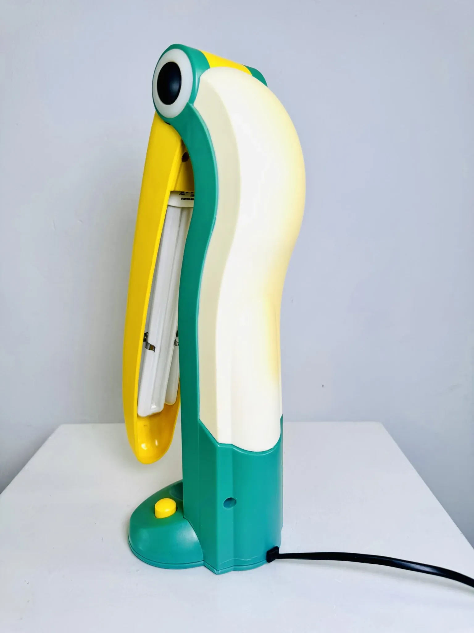 Toucan Desk Lamp By H.T. Huang For Huangslite, Taiwan, 1990S