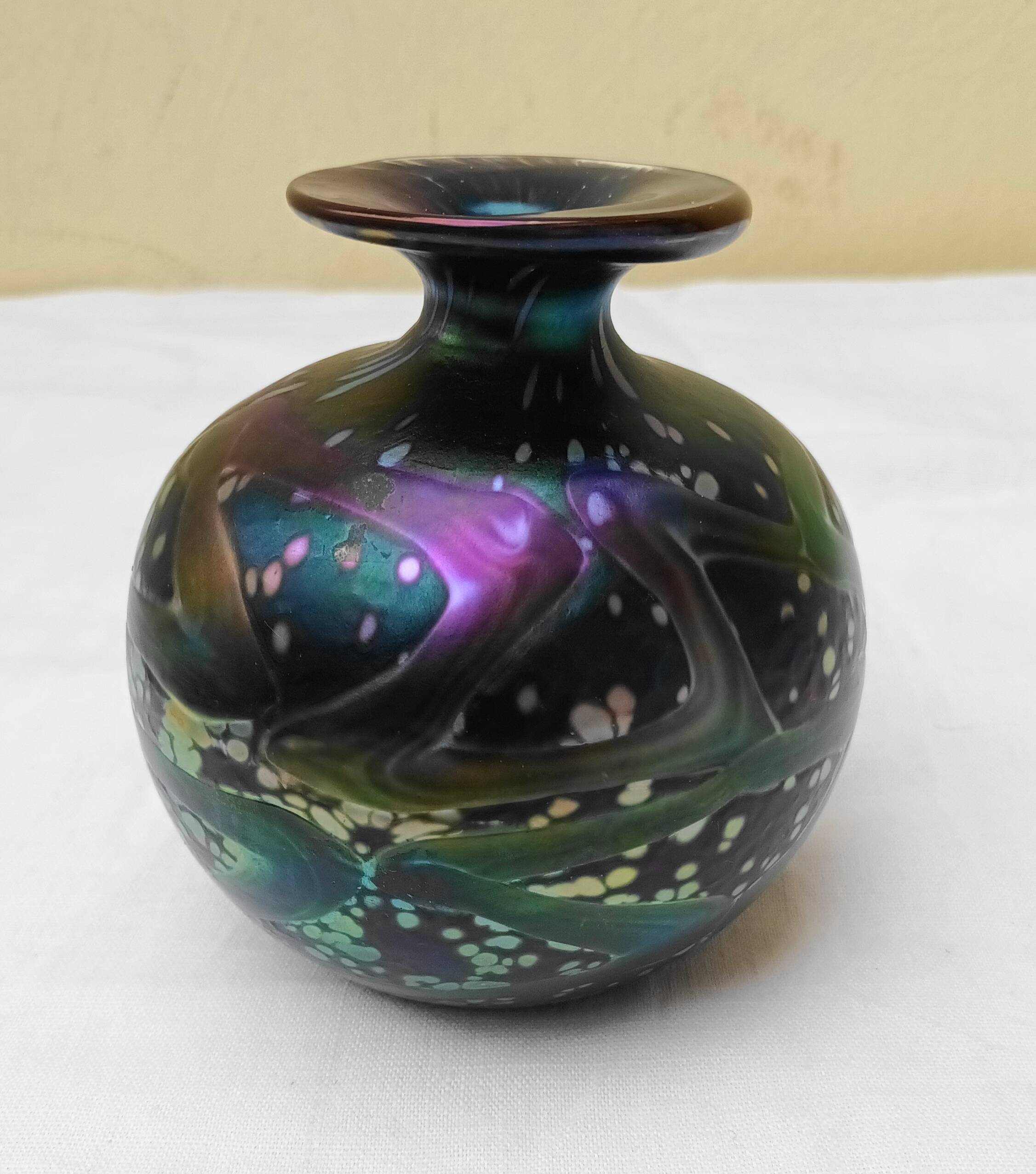 Murano glass ball vase signed Melina