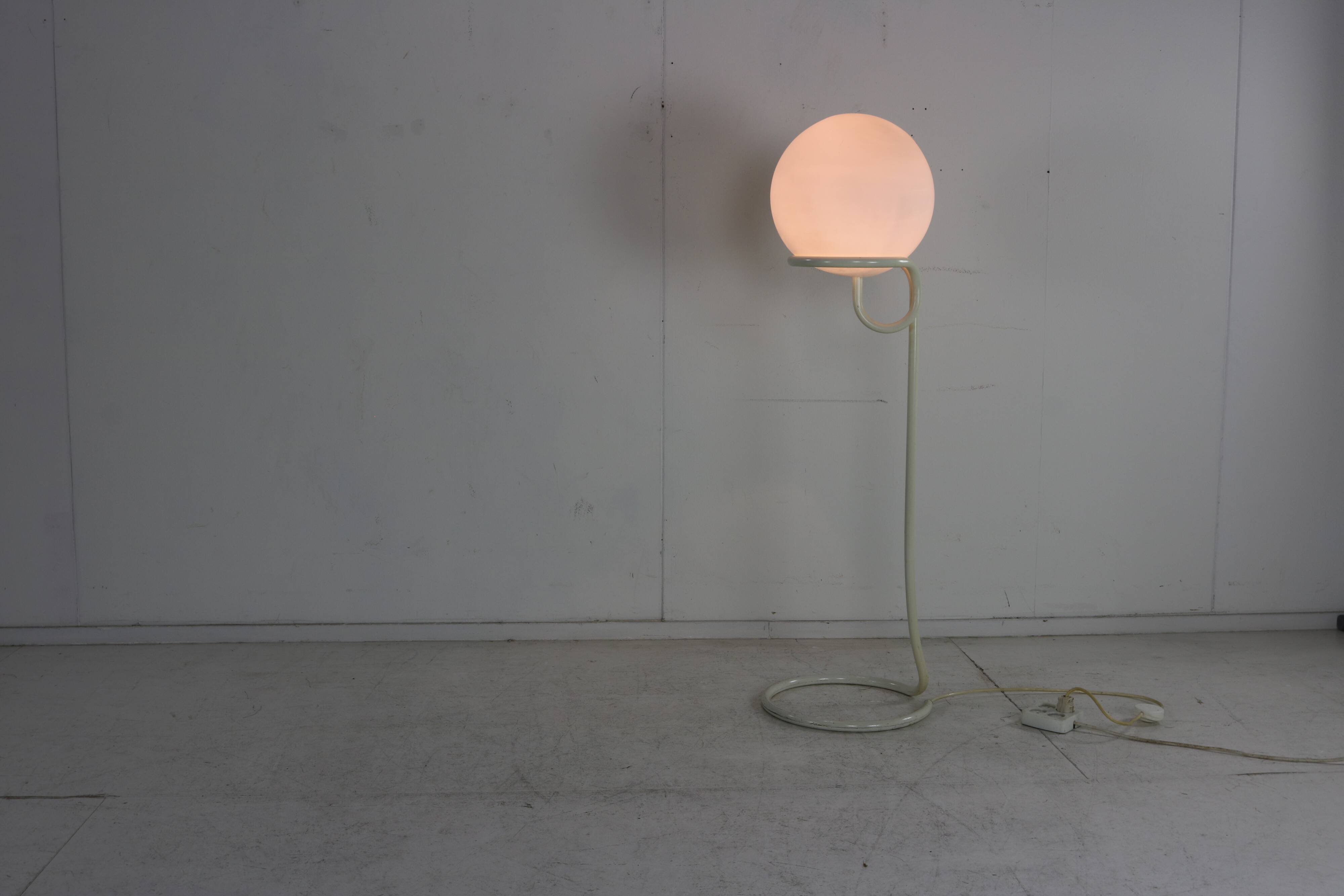 Dutch design Globe lighting by Aldo van den Nieuwelaar for Domani