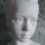 Bust girl with braid