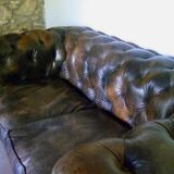 Chesterfield style sofa from the Saint-James brand