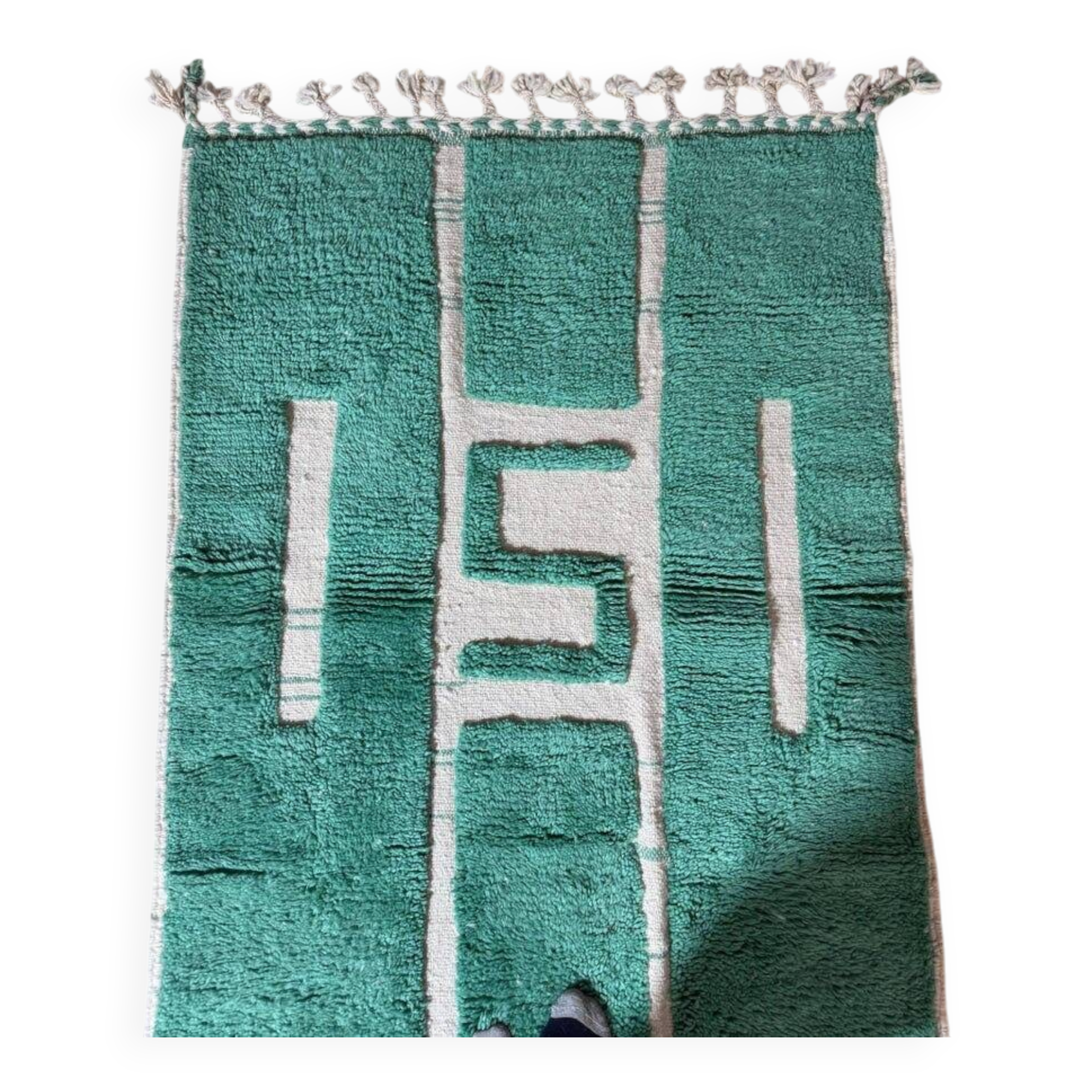 Authentic traditional green and white natural wool rug 150/250 cm