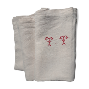 Nappe de campagne en toile de lin monogrammée TT au point de croix