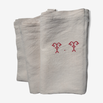 TT monogrammed linen tablecloth with cross stitch