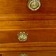 Commode de style Louis XVI, 4 tiroirs, marbre rose