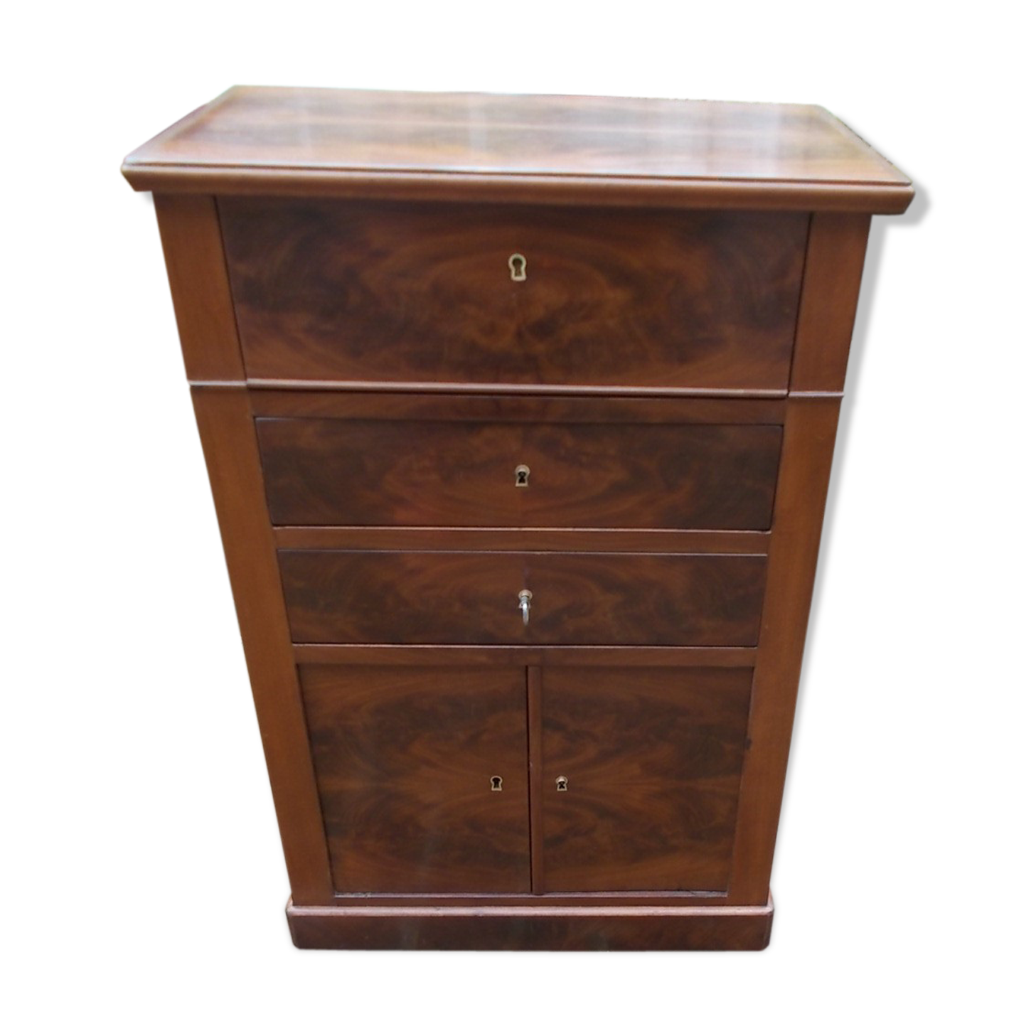 mahogany furniture