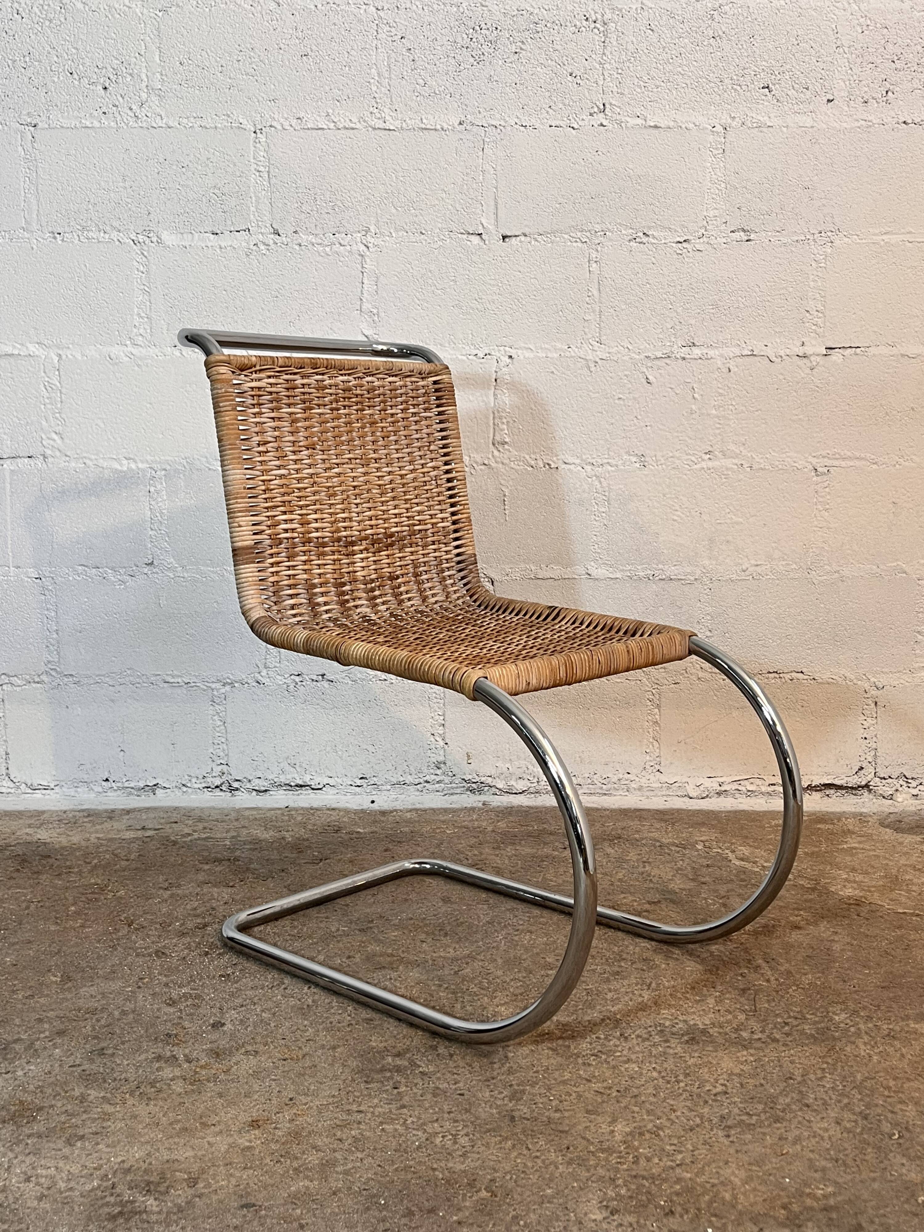Set of 4 mr10 rattan chairs by mies van der rohe
