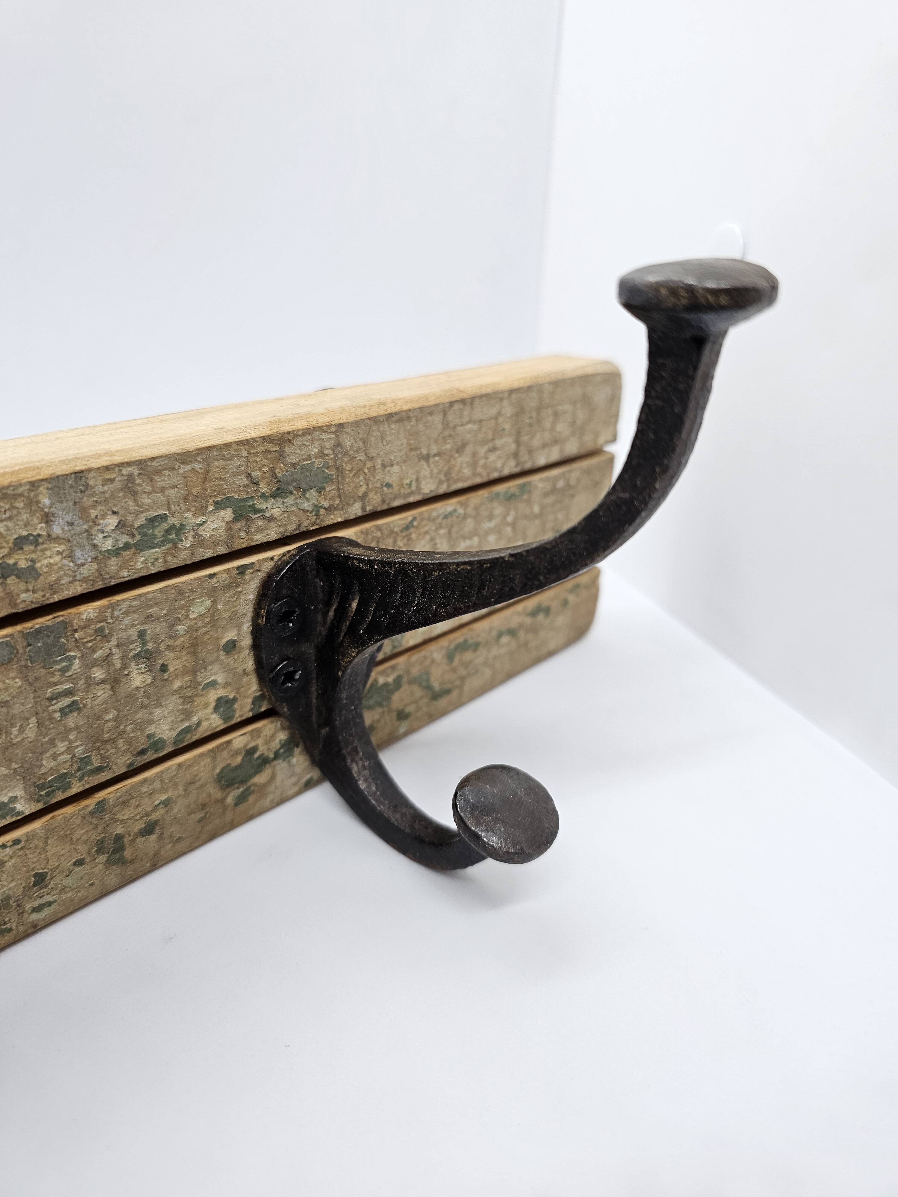 Solid teak coat hook with 2 double cast iron hooks