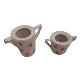 Large milk jug and sugar bowl from the 1930s, decorated with a bouquet of flowers. Silver thread.