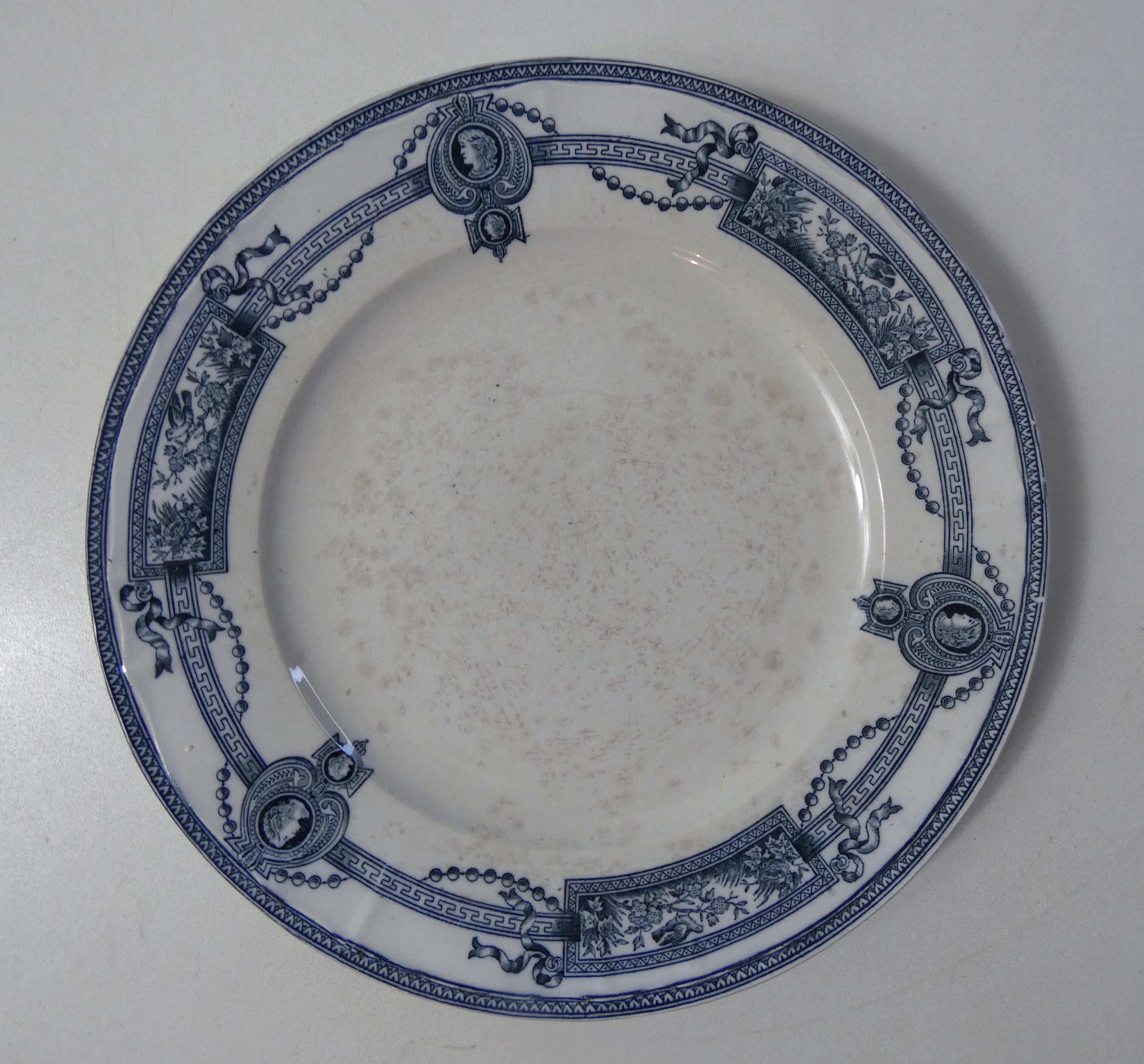 Iron earth 6 flat plates medaillon