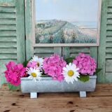 Zinc planter