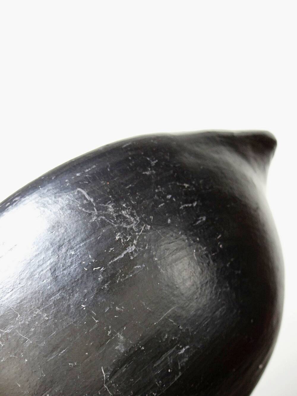 Pair of black pottery bowls from Chamba, Colombia, Pijao craftsmanship, years.