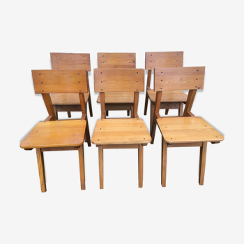 Atypical set of 6 chairs