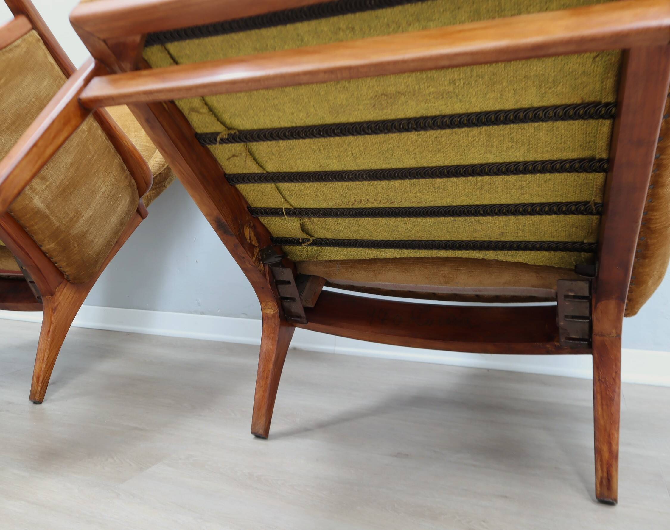 1950s Camea Italian reclining armchairs dralon velvet, set of 2