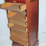 Curtain binder on roulette forming lectern
