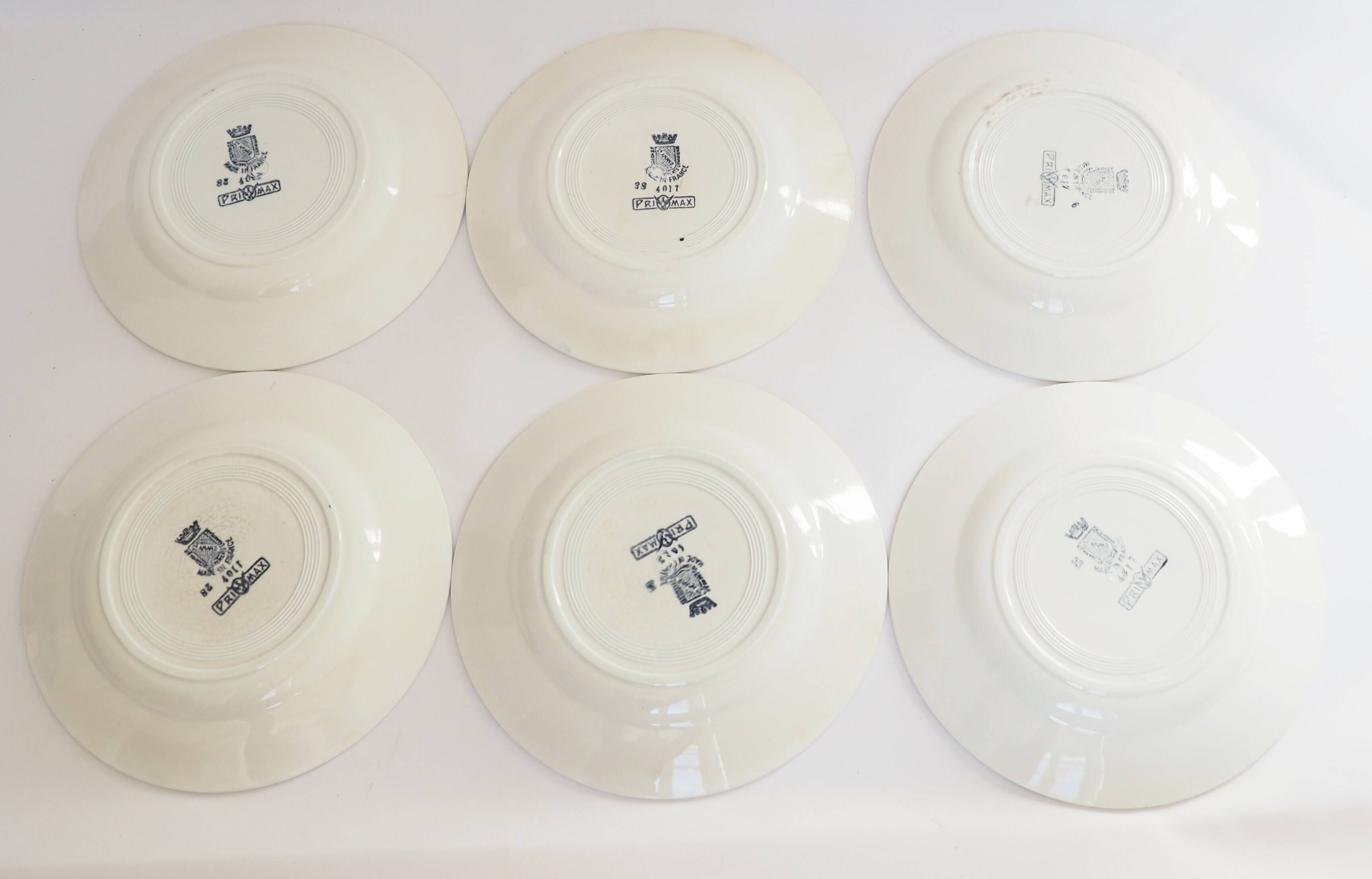 6 assiettes en terre de fer bleue