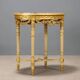 Table style néoclassique en bois sculpté XIXe siècle